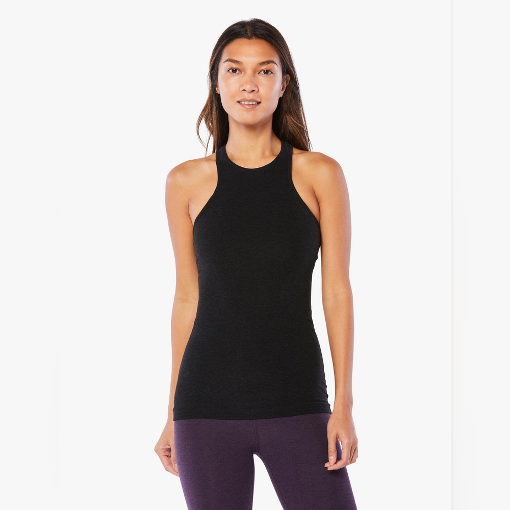 Beyond Yoga Lock and Keyhole Tank